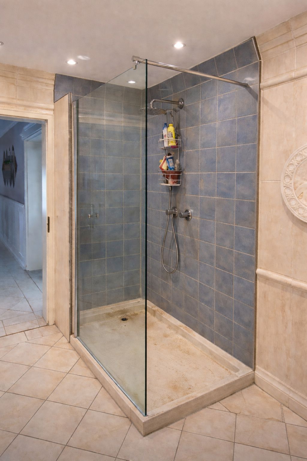 Dusche Komplettsanierung – Vorher